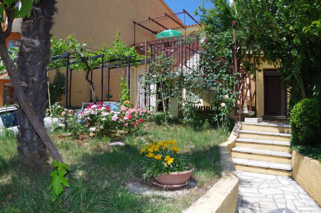 Holiday Apartments Ruzica, Pjescana Uvala Ngoại thất bức ảnh
