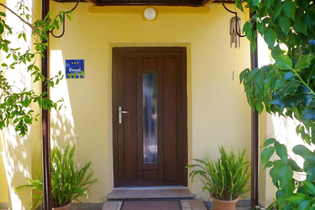 Holiday Apartments Ruzica, Pjescana Uvala Ngoại thất bức ảnh