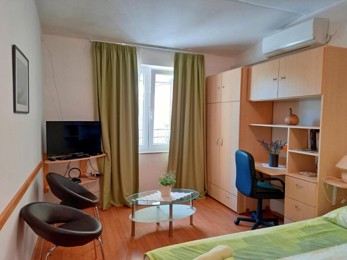 Holiday Apartments Ruzica, Pjescana Uvala Ngoại thất bức ảnh